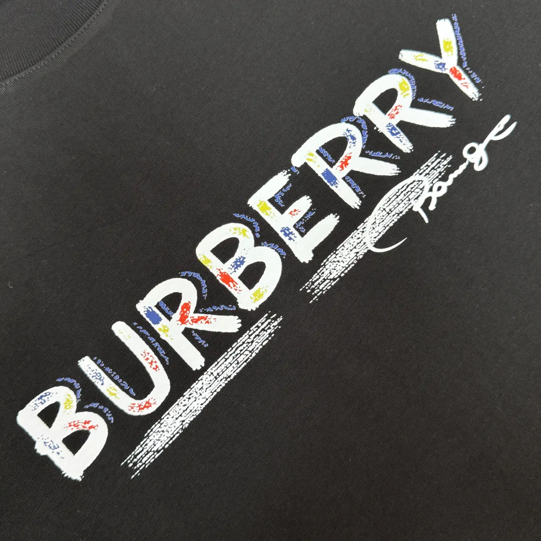 A✨BUR*BERRY 2026 🍃 Classic 👍🏻 😆 ， ， ， logo ， ， 🔥 ， ， ， ， ✂️ 👏 ：Black White Size：M-3XL